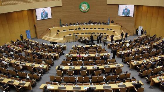 البرلمان الإفريقي يدعو البرلمان الأوروبي إلى عدم إقحام نفسه في الأزمة بين المغرب و إسبانيا