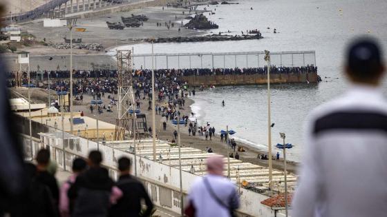 إسبانيا تعلن إعادت 2700 مهاجر سري إلى المغرب