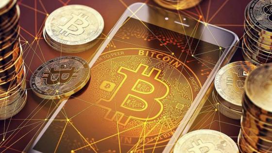 سعر البيتكوين يهوي إلى أقل من 30 ألف دولار