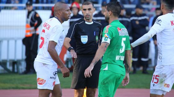 الكاف تهدد الوداد و الرجاء بالحرمان من أبطال إفريقيا