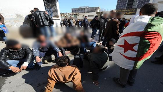 لتصدير أزمتها الداخلية.. الجزائر تجري مناورات عسكرية قرب الحدود المغربية