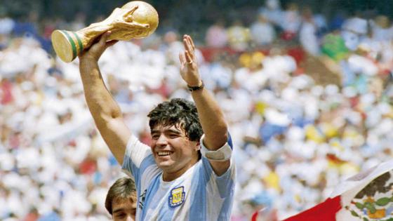 وفاة دييغو أرماندو مارادونا نجم الكرة الأرجنتينية عن عمر يناهز 60 عاما