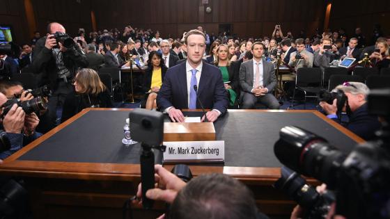 فايسبوك يعتزم استثمار مليار دولار في وسائل الإعلام