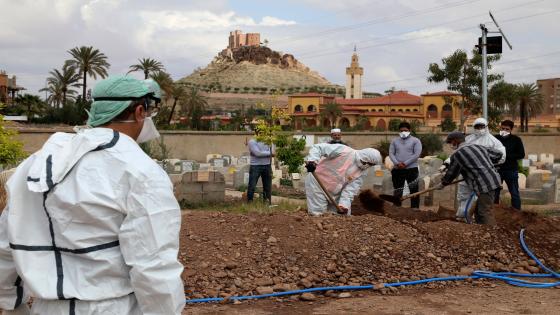 A picture taken on March 25, 2020, shows the burial of a victim of the COVID-19 coronavirus in the Moroccan city of Marrakech. (Photo by - / AFP) (Photo by -/AFP via Getty Images)