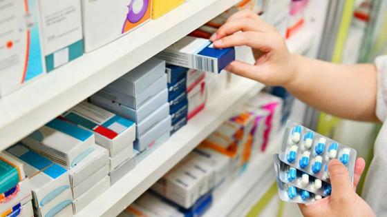 الحكومة تشرع في إعفاء الأدوية من الضريبة لخفض أسعارها
