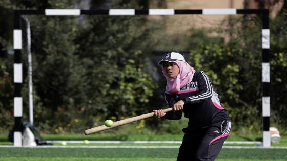 فرنسا تحظر ارتداء الحجاب في المنافسات الرياضية